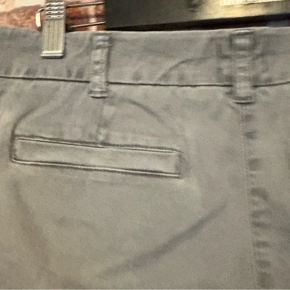 J. Crew Women's Gray Casual Chino Shorts - Picture 4 of 7
